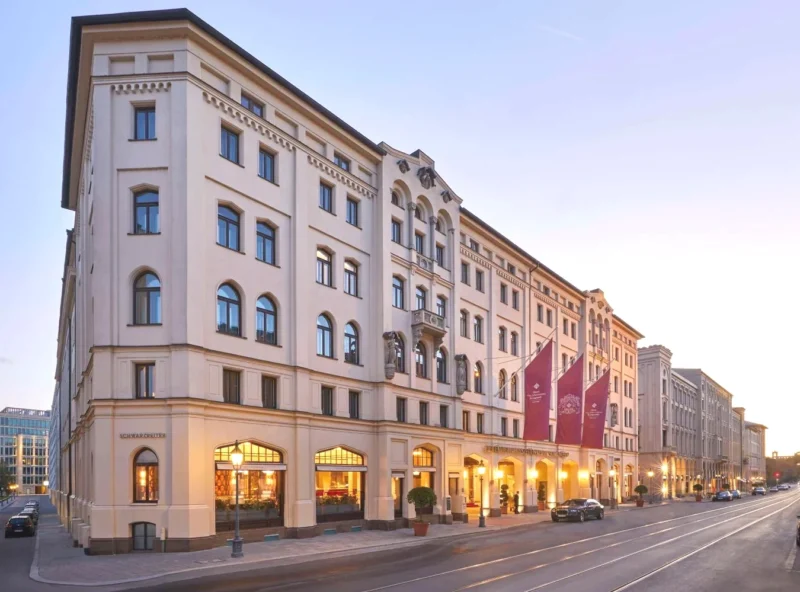 5-Sterne-Hotel Vier Jahreszeiten Kempinski München der Altstadt-Lehel in München