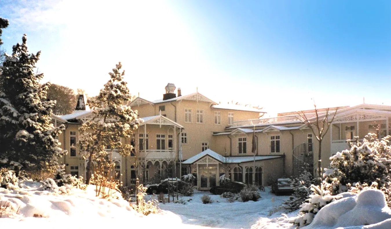 Ikonisches Luxushotel ROEWERS Privathotel & Spa Ostseebad Sellin Ikonisches Luxushotel ROEWERS Privathotel & Spa Ostseebad Sellin