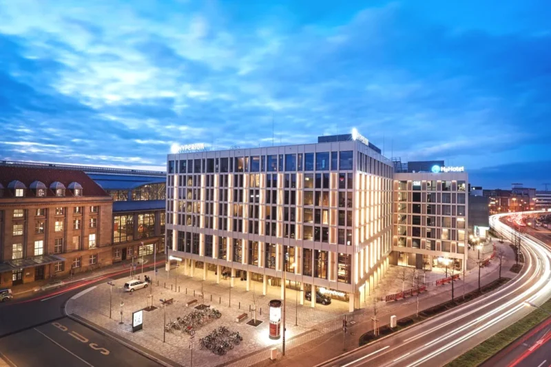 Luxusaufenthalt im 5-Sterne HYPERION Hotel Leipzig in Berlin-Mitte