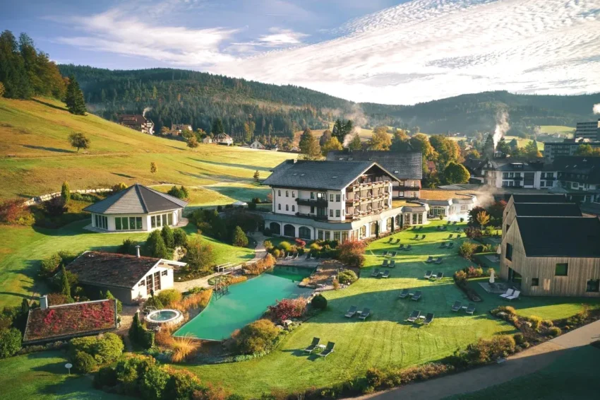 Wellness & Genuss Resort - Engel Obertal Hotel mit 5 Sternen in Baiersbronn