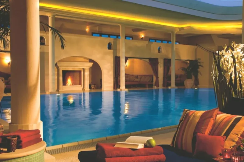 Yachthafenresidenz Hohe Düne Premium-5-Sterne-Hotel in Warnemünde
